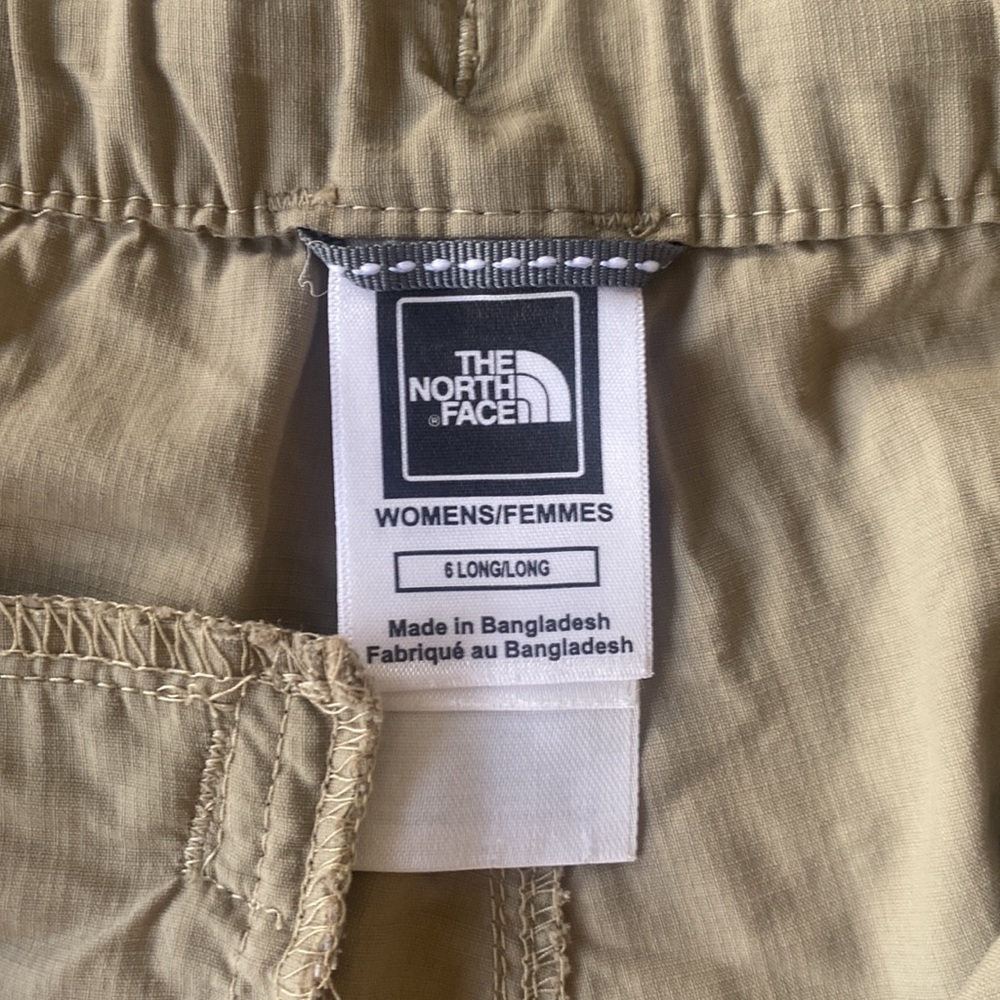 THE NORTH FACE Womens Shorts 6 long 7” inseam - Picture 7 of 9